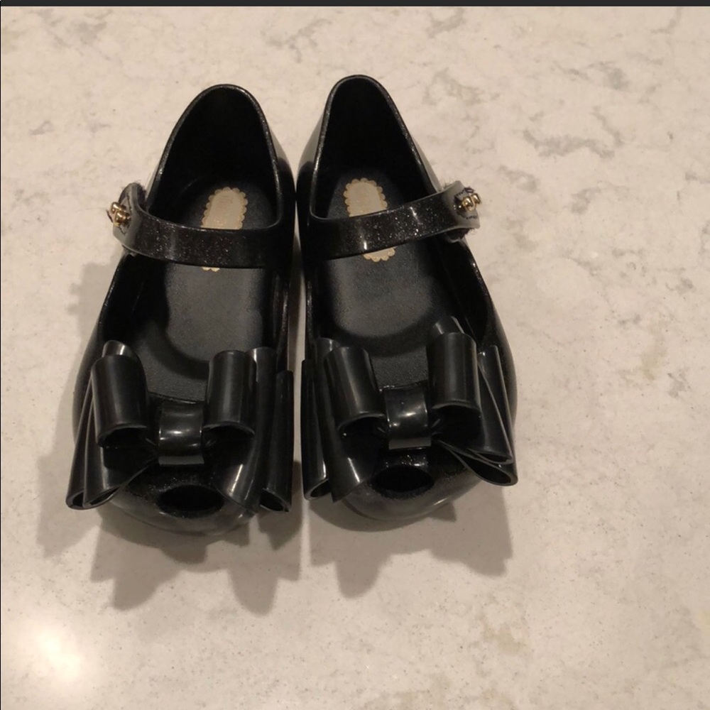 Mini Melissa size 6